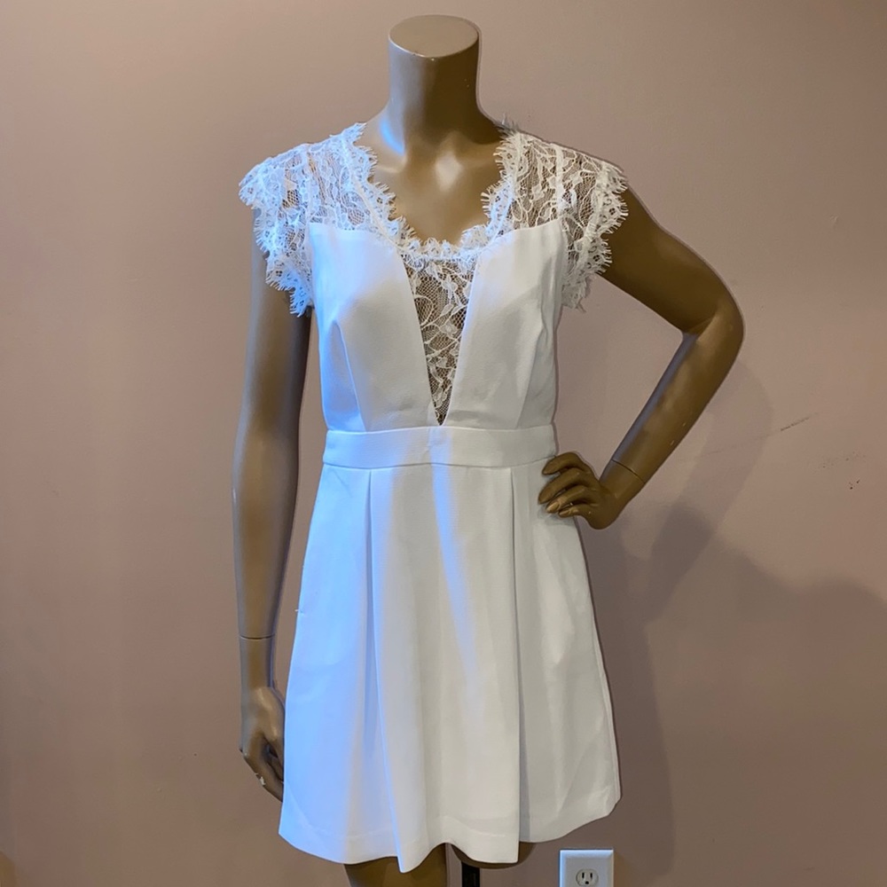 NWT BCBG Dress Sizr 4